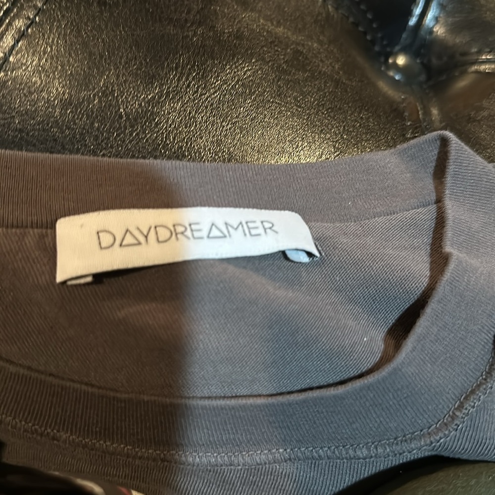 DAYDREAMER TEE. LOS ANGELES ROCK CITY - Picture 3 of 3
